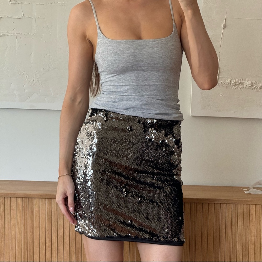 NWT Dynamite sequin skirt